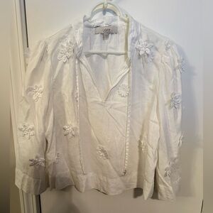 LOFT Women’s White Floral Detail Cropped Blouse Size Large